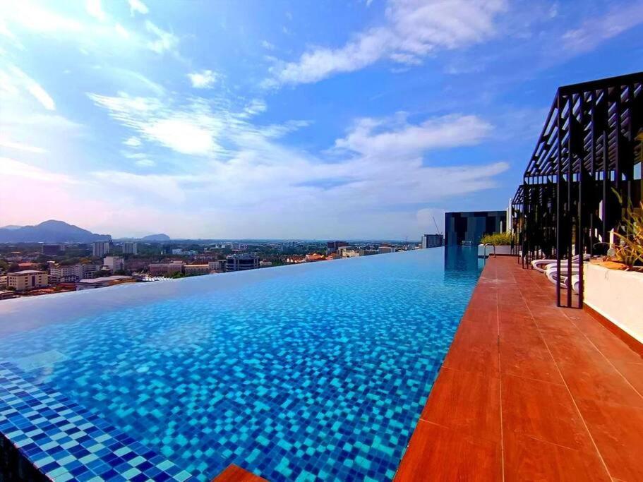 The Horizon Ipoh Dual L13A By Grab A Stay Bagian luar foto