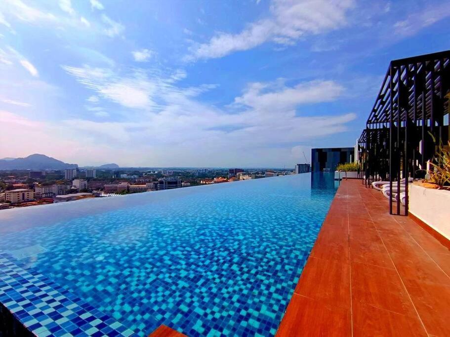 The Horizon Ipoh Dual L13A By Grab A Stay Bagian luar foto